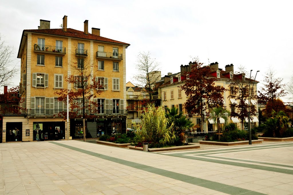 PLACE CLEMENCEAU PAU - MIGUEL ANGEL DIEL TANGO by Miguel Angel Diel