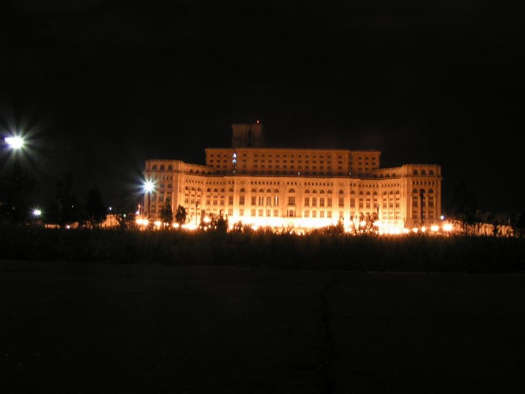 Biggest_building by Jan Koláček