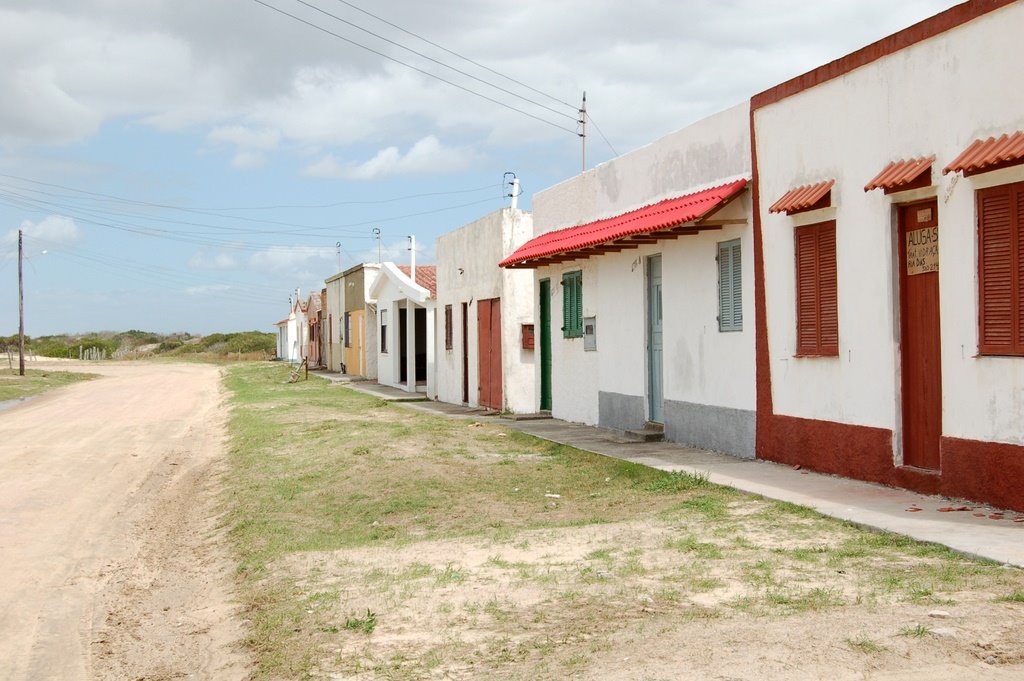 Casas de Praia by João Carlos Ebone