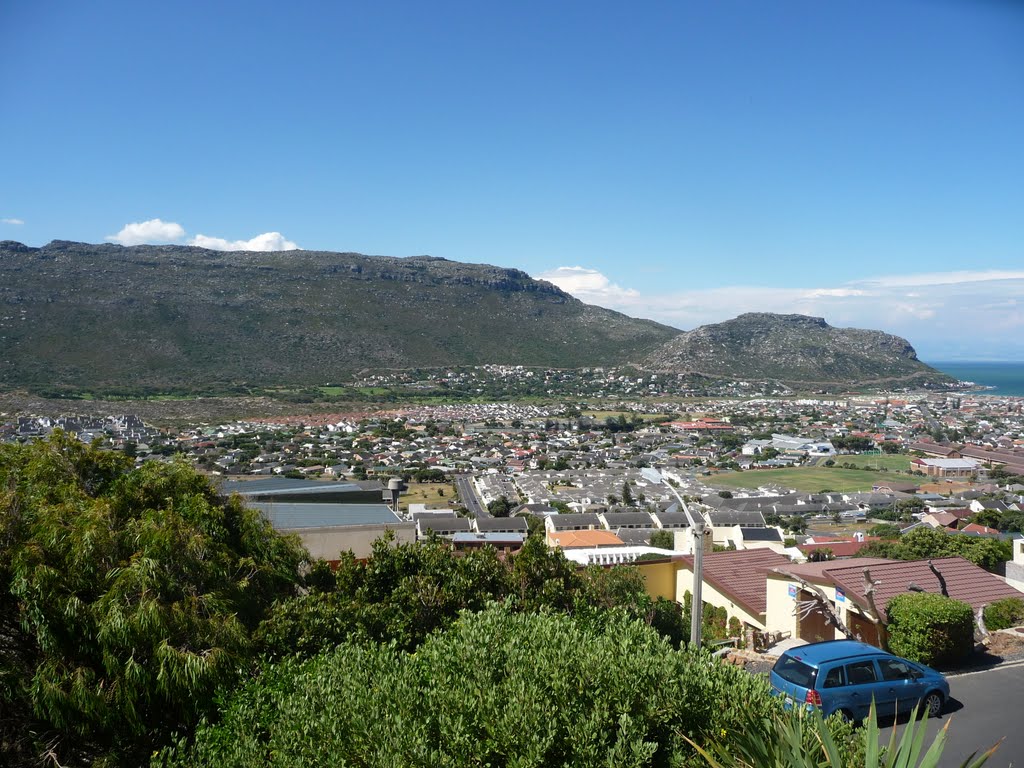 Fish Hoek (South Africa), february 2010 by rdaniel