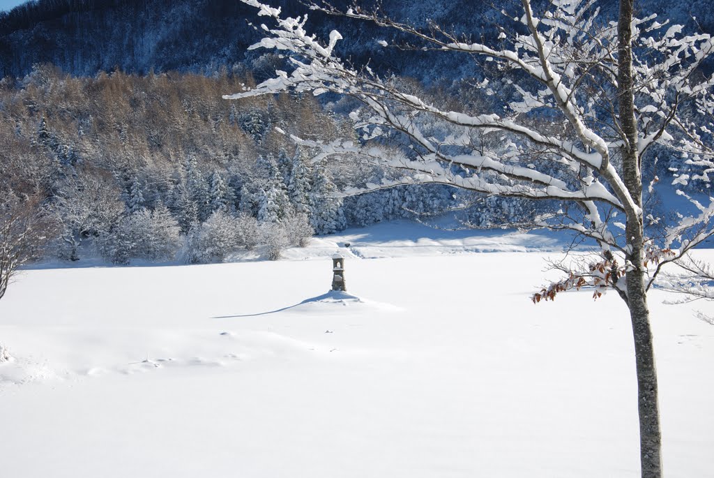 Lago del Ventasso by Artù