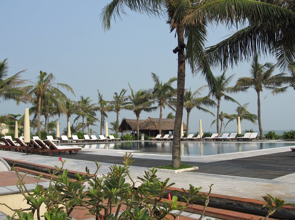 Victoria Hoi An Beach Resort by Colin W