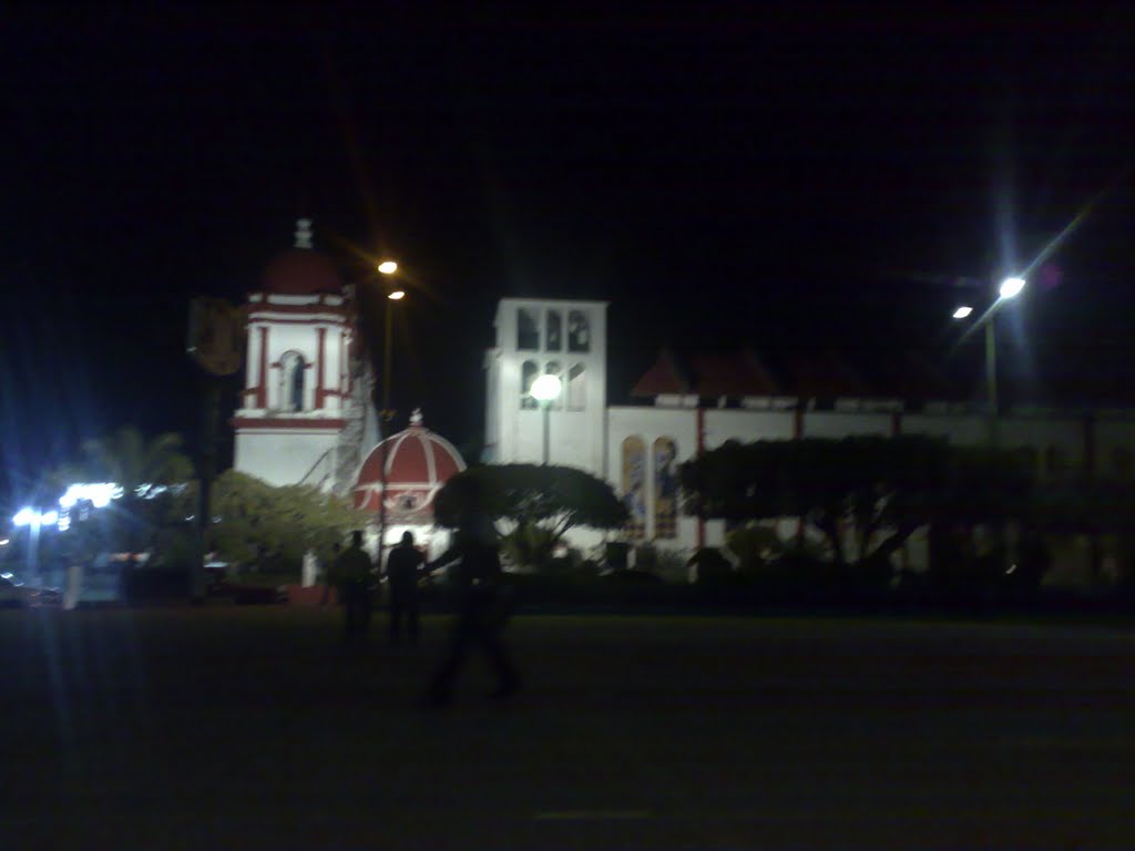 IGLESIA DE SANTIAGO PINOTEPA NACIONAL 2011 by MVZOACP