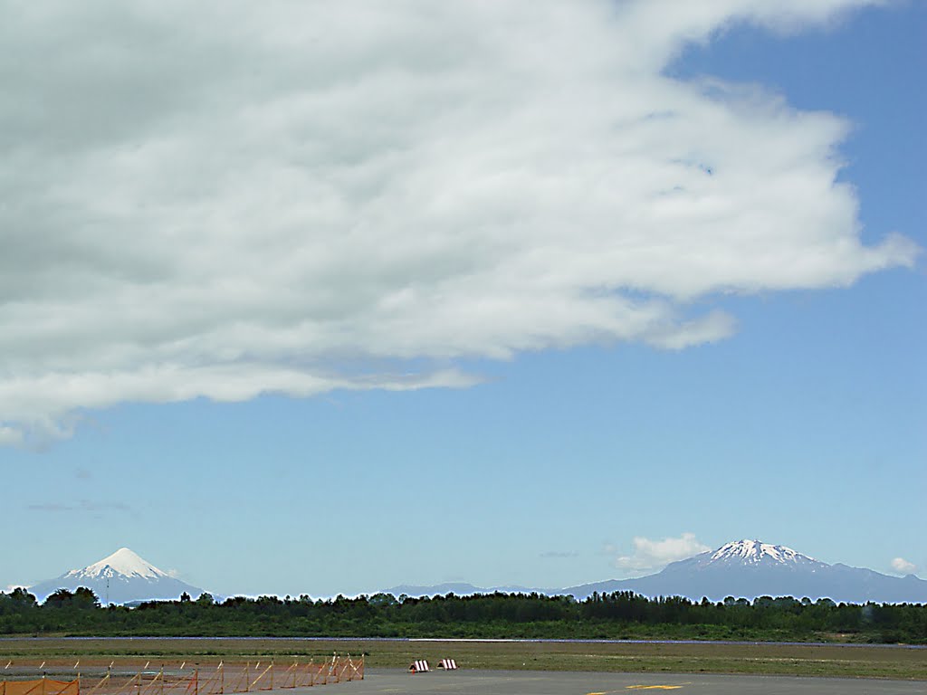 Los Nevados, hermosa vista desde el aeropuerto by alvaro espinel