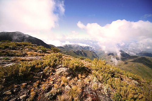 Vista panorâmica do Pico do Calçado by gasperazzo