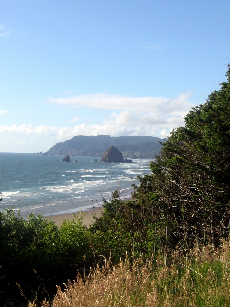 Cannon beach by vendeen