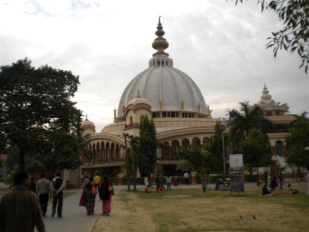 ISKCON TEMPLE MAYAPUR NADIA by sushanta mohanta sindrani