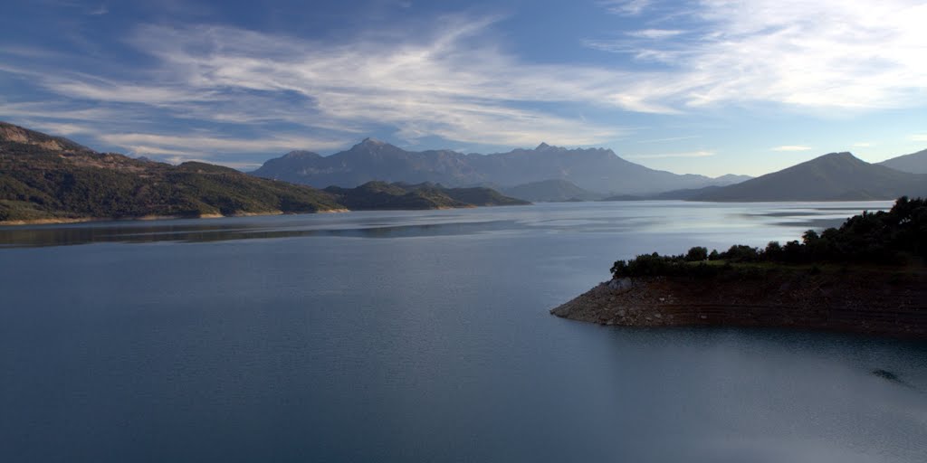 Τεχνική Λίμνη Κρεμαστών - Kremasta reservoir by dimitrios pettas