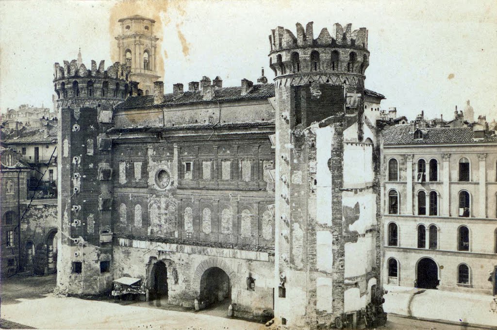 Torino Porta Palatina by Oleksiy Pyliov