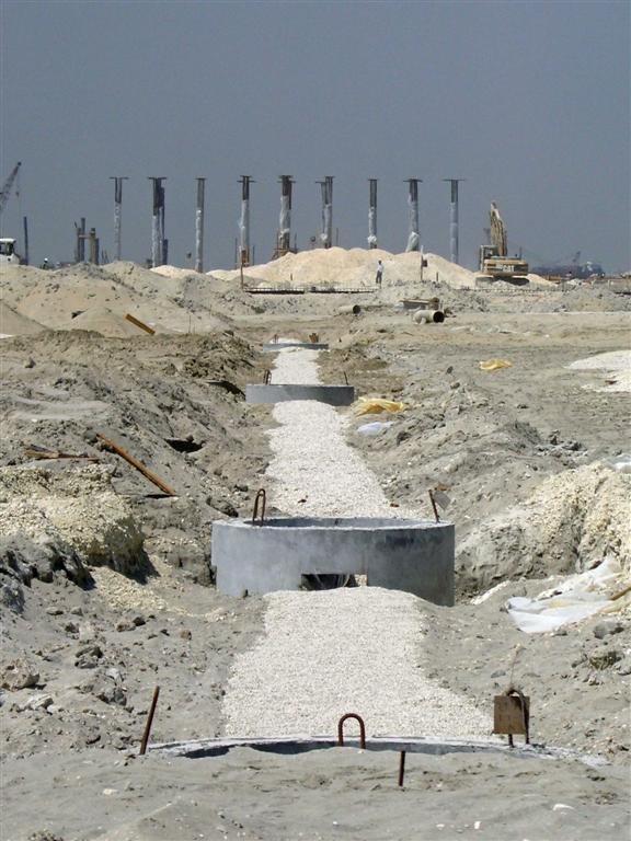 Stormwater Line through Lorry parking Area, Hidd Port 30Aug2007. by hiddport