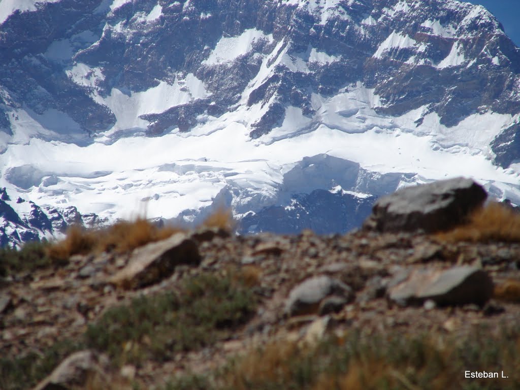 Glaciar del Aconcagua by Esteban Lindstrom