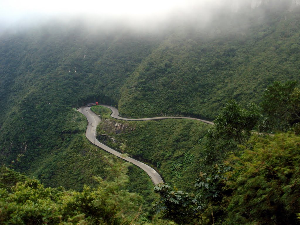 Rodovia da Serra do Rio do Rastro by Giovan Alex