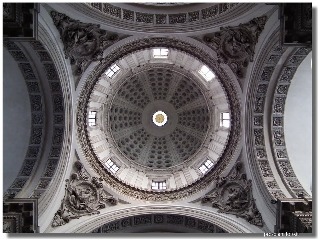 # 62 - La cupola del Duomo nuovo - Brescia - Febbraio by Oliviero Masseroli