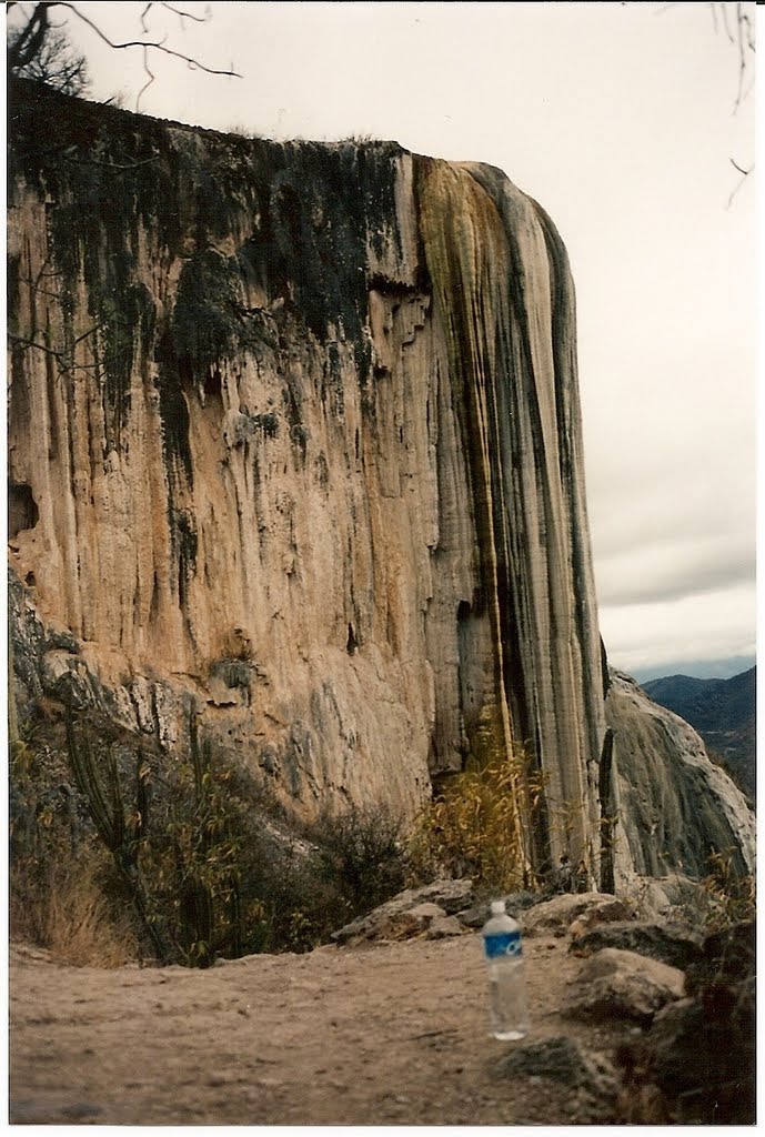 Hierve El Agua, Mitla Oax. 2000 by Dos Aguas Michoacan