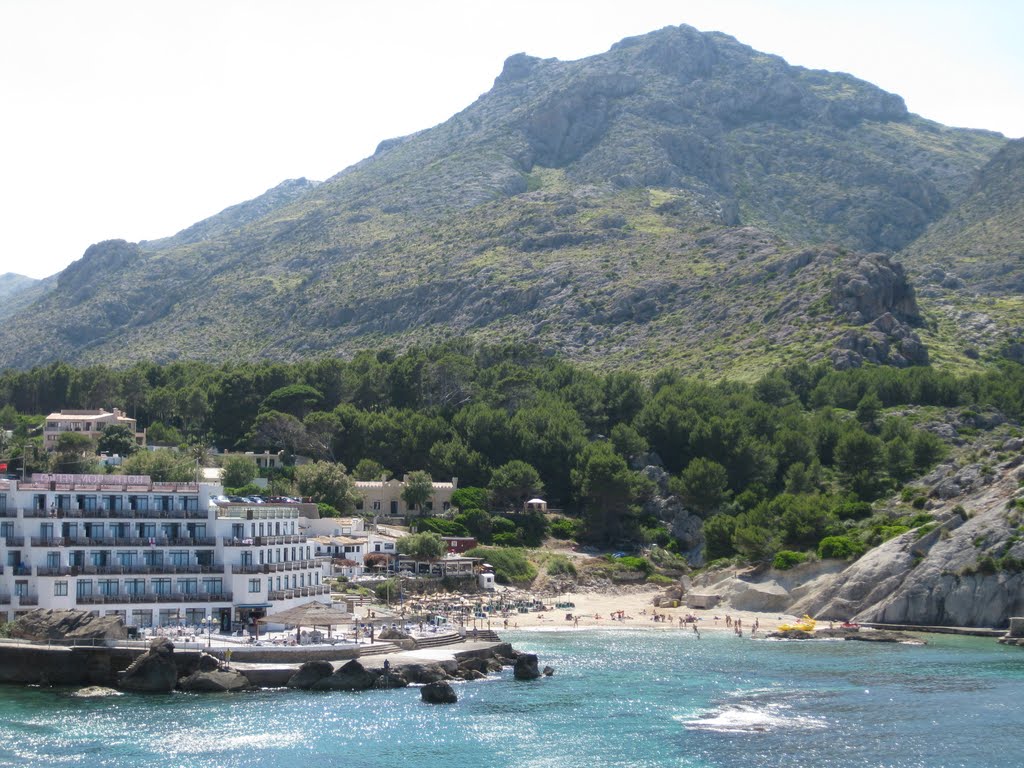 Beach at Cala de Sant Vicenc by MPCmonkey