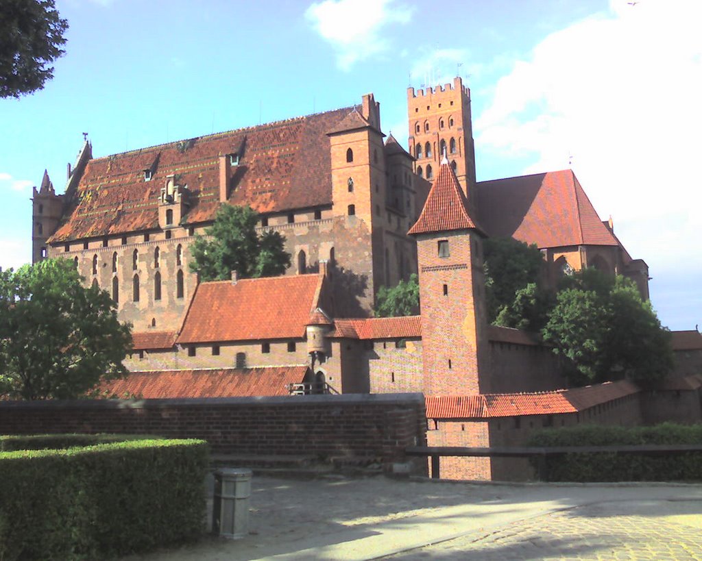 Malbork Castle by mrDany