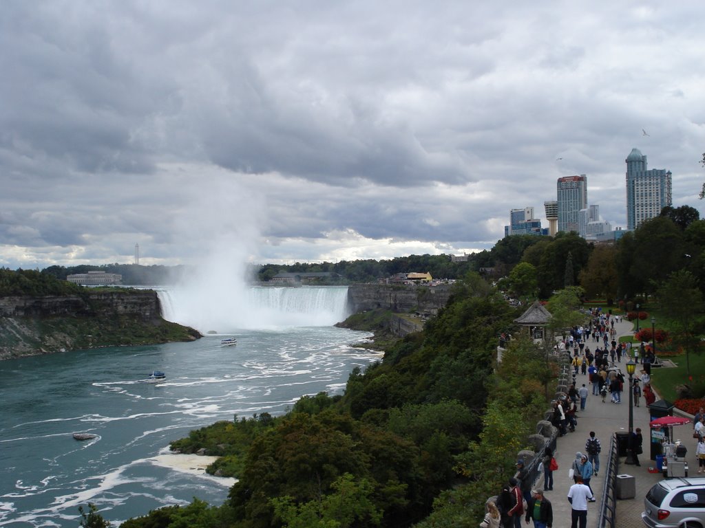 Niagara Falls Canada by Juan Carlos Munoz