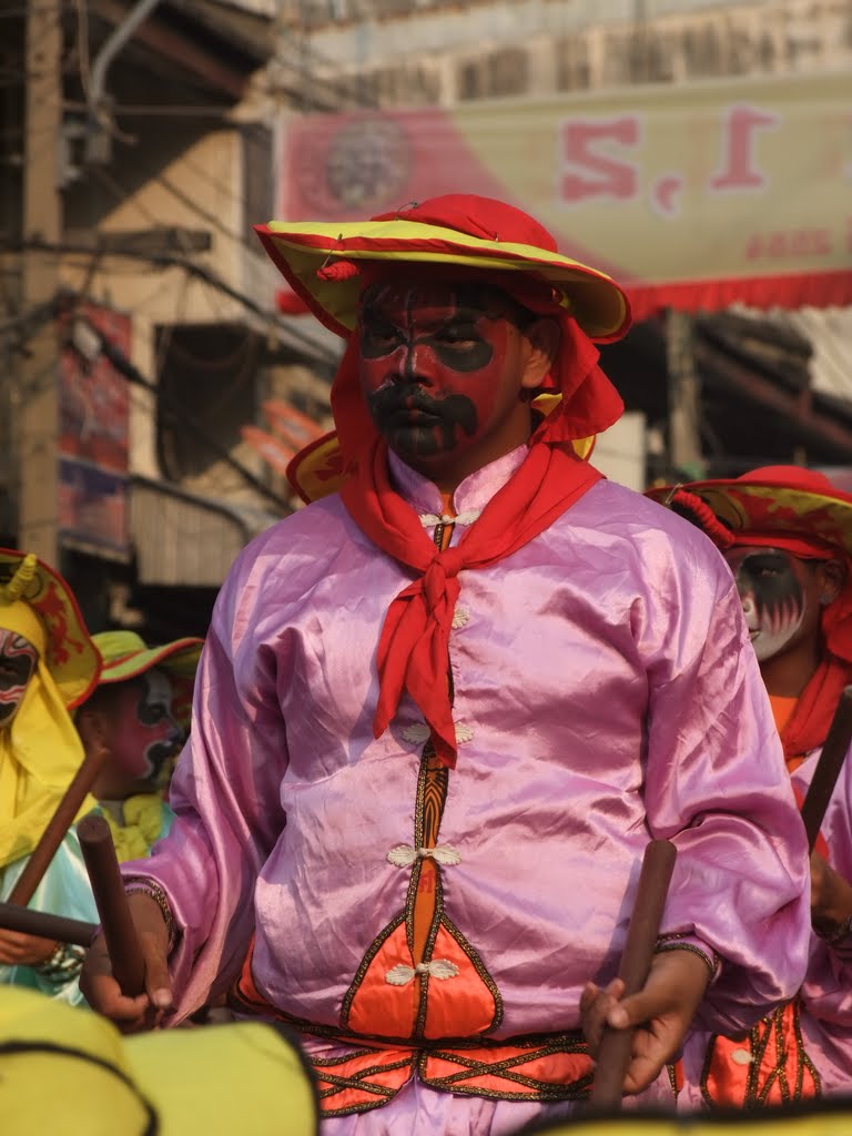 Ratchaburi China Town Festival 2011 by สถาบันราชบุรีศึกษา