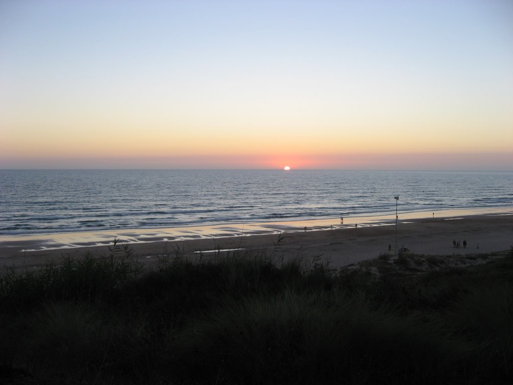 Ocaso en la Barrosa by José L. Cruz