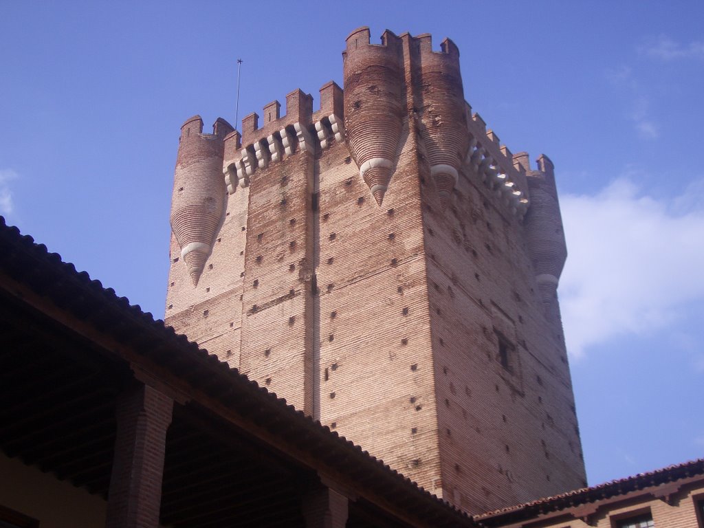 Torre del Homenaje en el Castillo de La Mota by GNavarro