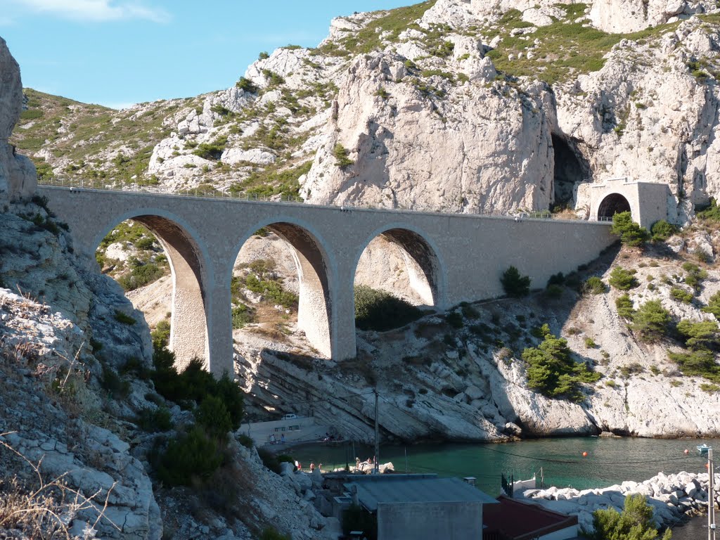 Niolon viaduc et tunnel de la Vesse - Côte Bleue 2010/08 by hbtrain