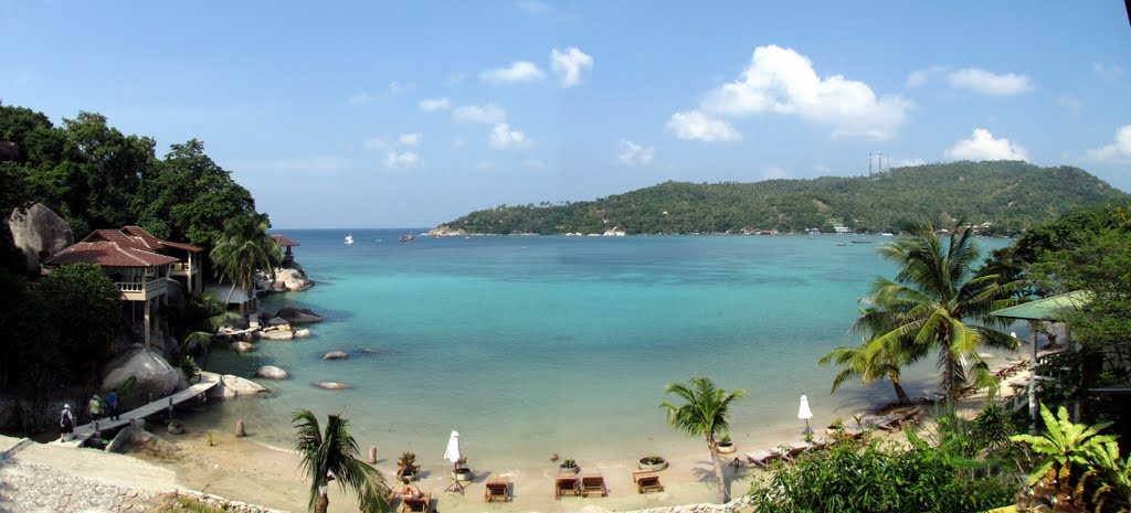 Freedom Beach Resort Koh Tao Thailand by John W Roskilly