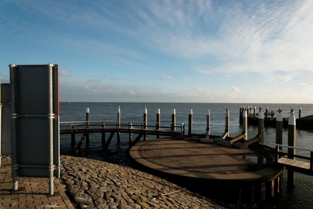 Texel - Oudeschild - Havenhoofd - View ESE by txllxt TxllxT