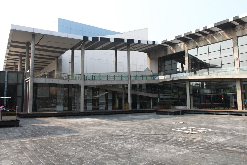 碧云体育休闲中心 Biyun Sports & Leisure Centre by cnopera.org