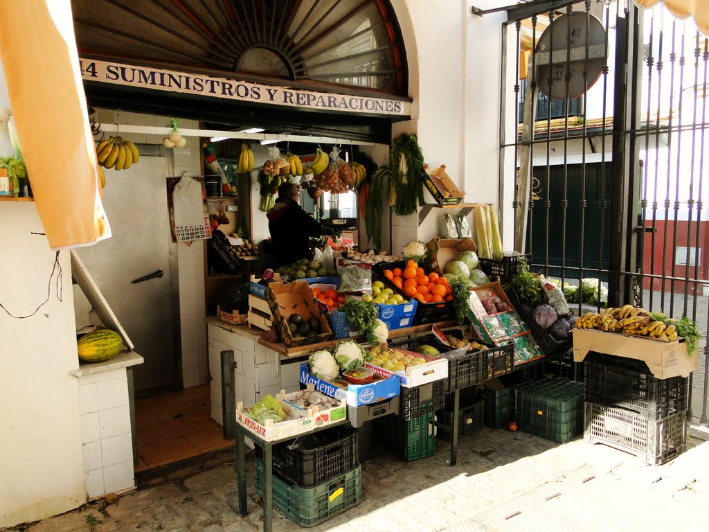 The market - Seville, Spain by Caio Graco Machado