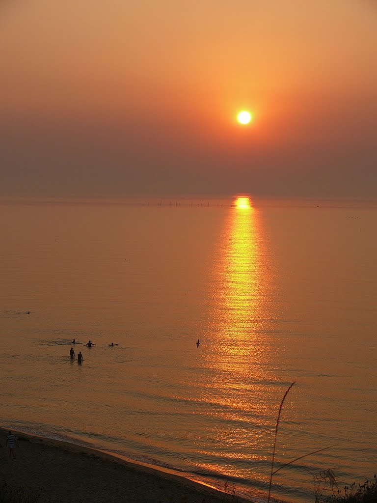 Рассвет на Чёрном море \ Sunrise on Black sea by san75_ua