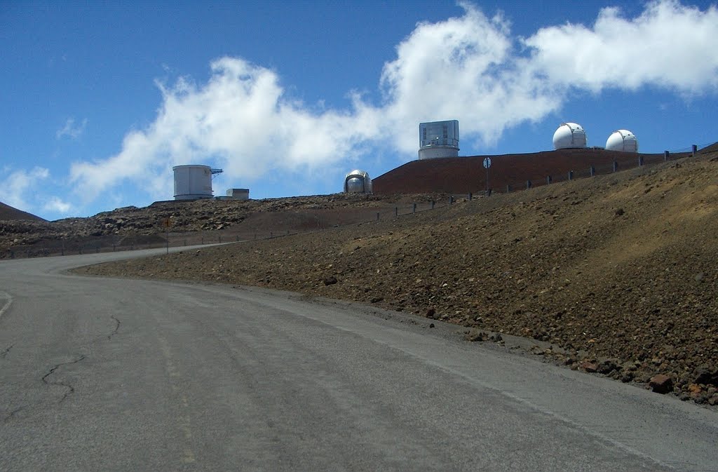 John A Burns Way (Mauna Kea Access Road) approaching the summit loop. 2007-06-11 by deanstucker