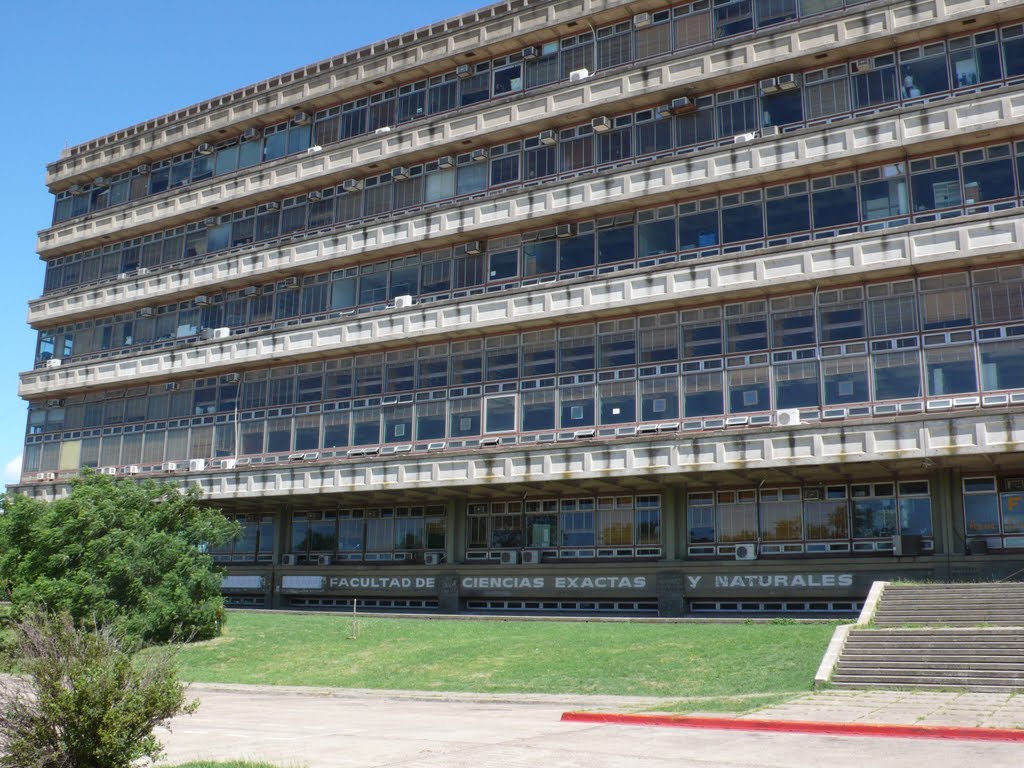 Ciudad Universitaria, Pavilion 2 by peterkpearson