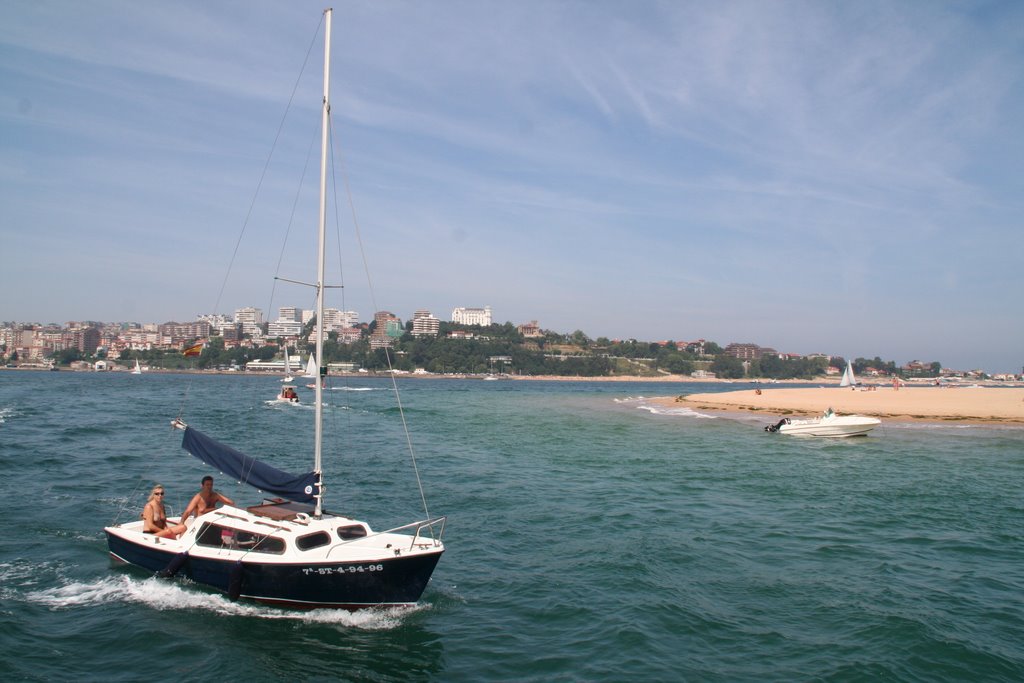 Bahia de Santander by timido1954