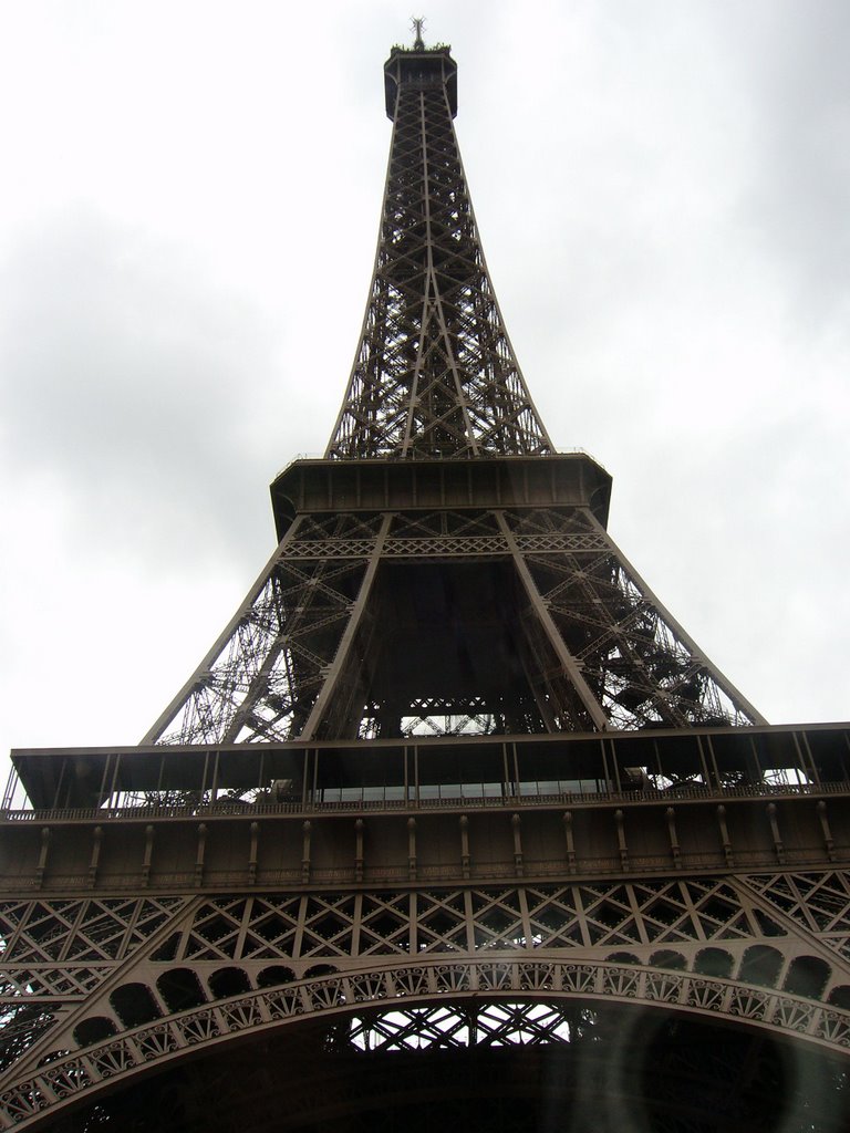 Eifeltower by Snuffy