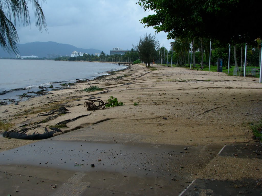 North end of Cairns Esplanade after Cyclone Yasi had heaved sand up over it by tanetahi