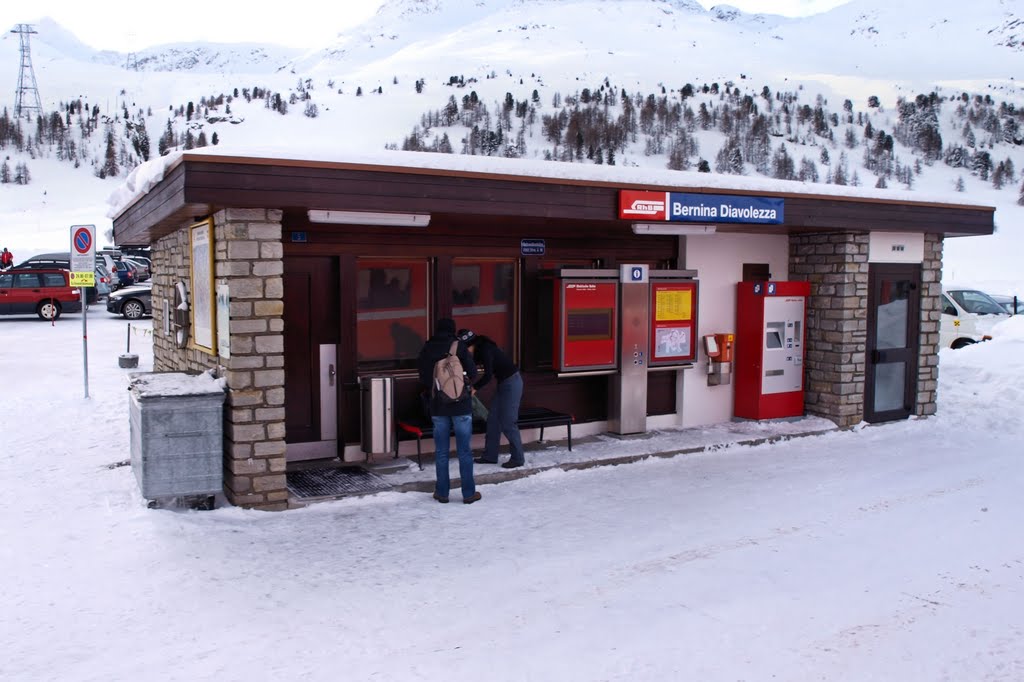 Station Bernina Diavolezza by peters452002