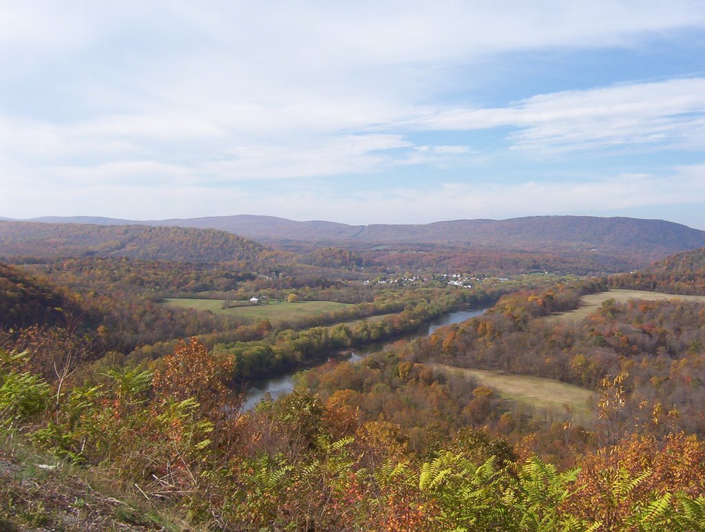 Great Cacapon on the Potomac River by captdusty