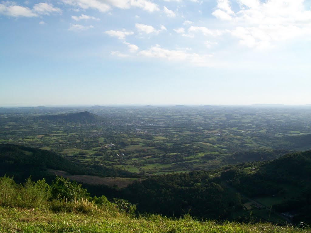 Vista parcial da cidade de Teutônia by ismael_valecross