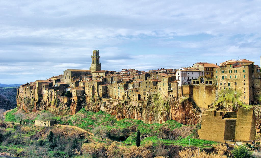 Arrivando a Pitigliano by betablu