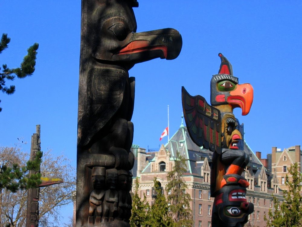 Totem from Royal British Columbia Museum by mablehome