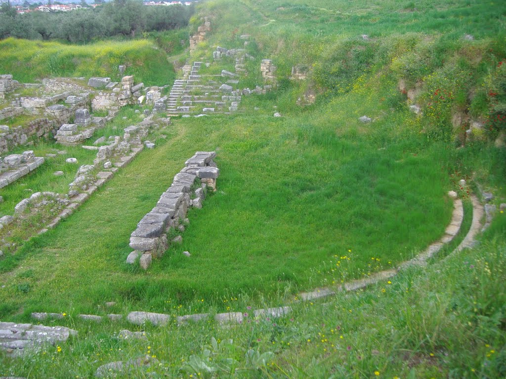 Teatro Antiguo de Esparta. by Fernando Palma