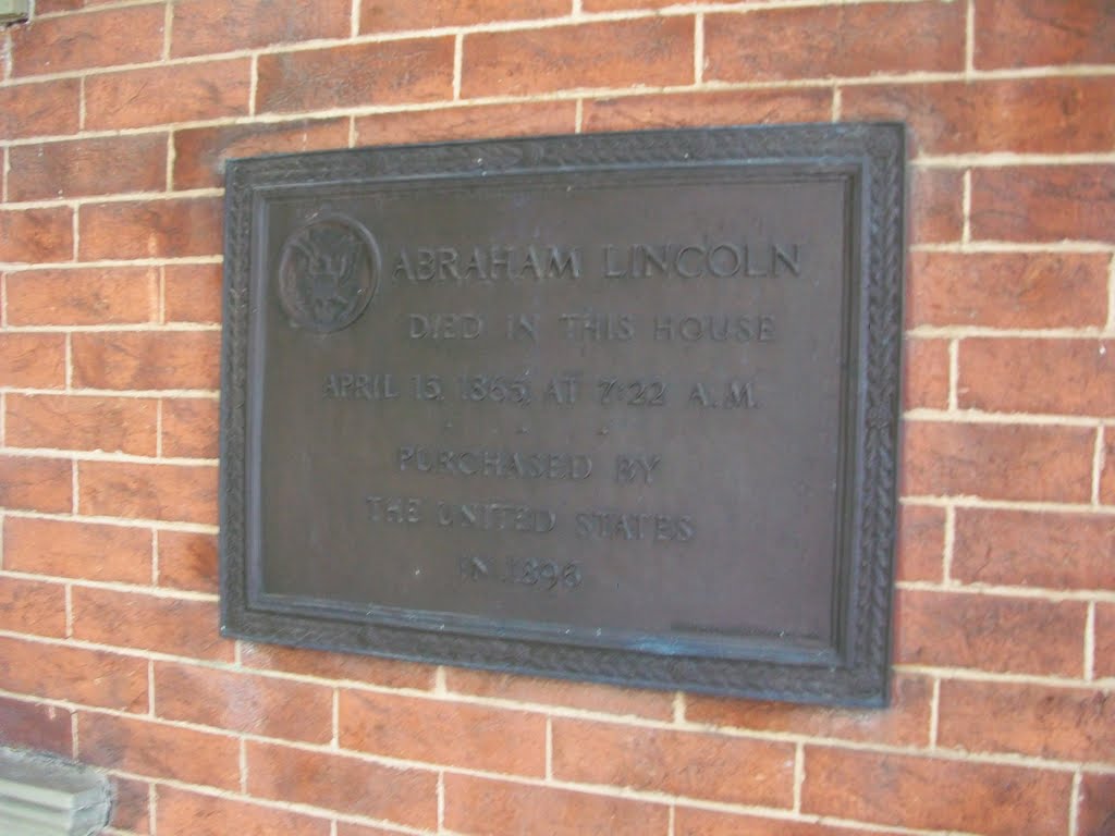 House Where Abraham Lincoln Died by Ten Twenty-One Brewi…