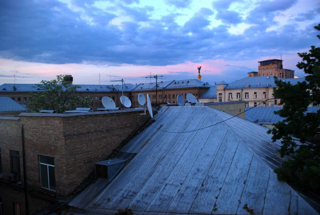 Kiev Center from backdoor by Vasyl Tkach