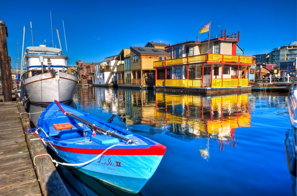 Fisherman's Wharf, Victoria, Vancouver Island by Kiwiscot