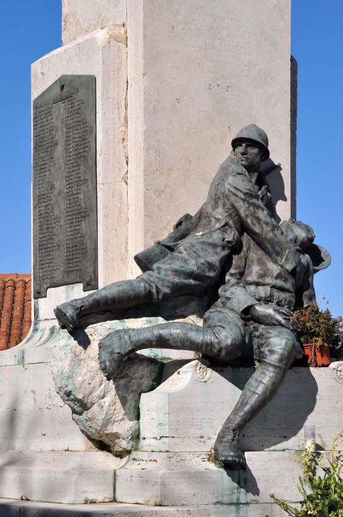 Monumento ai Caduti, Novara di Sicilia, Messina. by Pina e Nicola in Sicilia