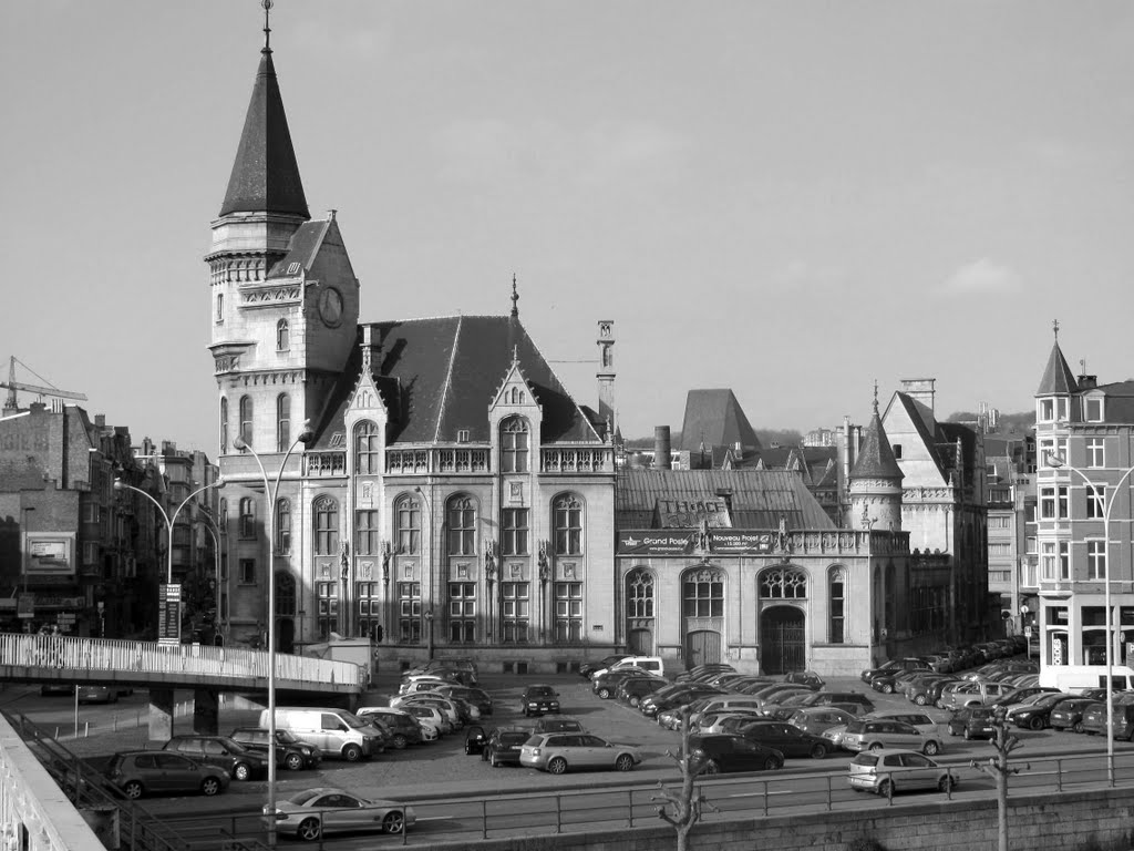 Ancienne grand poste by Guy Ferdinande