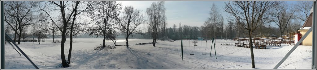 Téli Sóstófürdő strandi panoráma by Szemes Elek