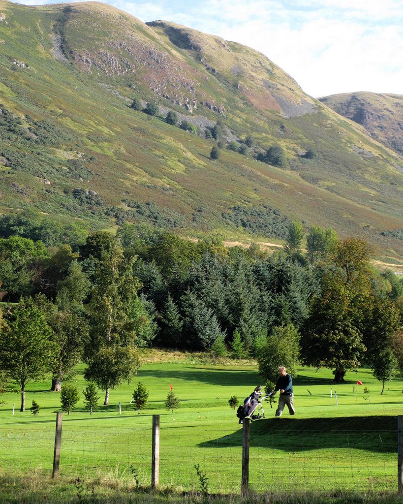 Tillicoultry Golf Course by Peter Downes