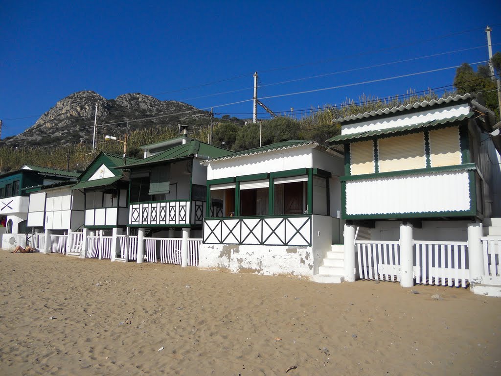 Garraf: casetes de la platja by Pedro Salcedo i Vaz