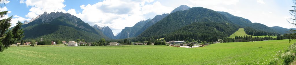 Panorama Dolomitii de la Dobbiaco by adymeshter